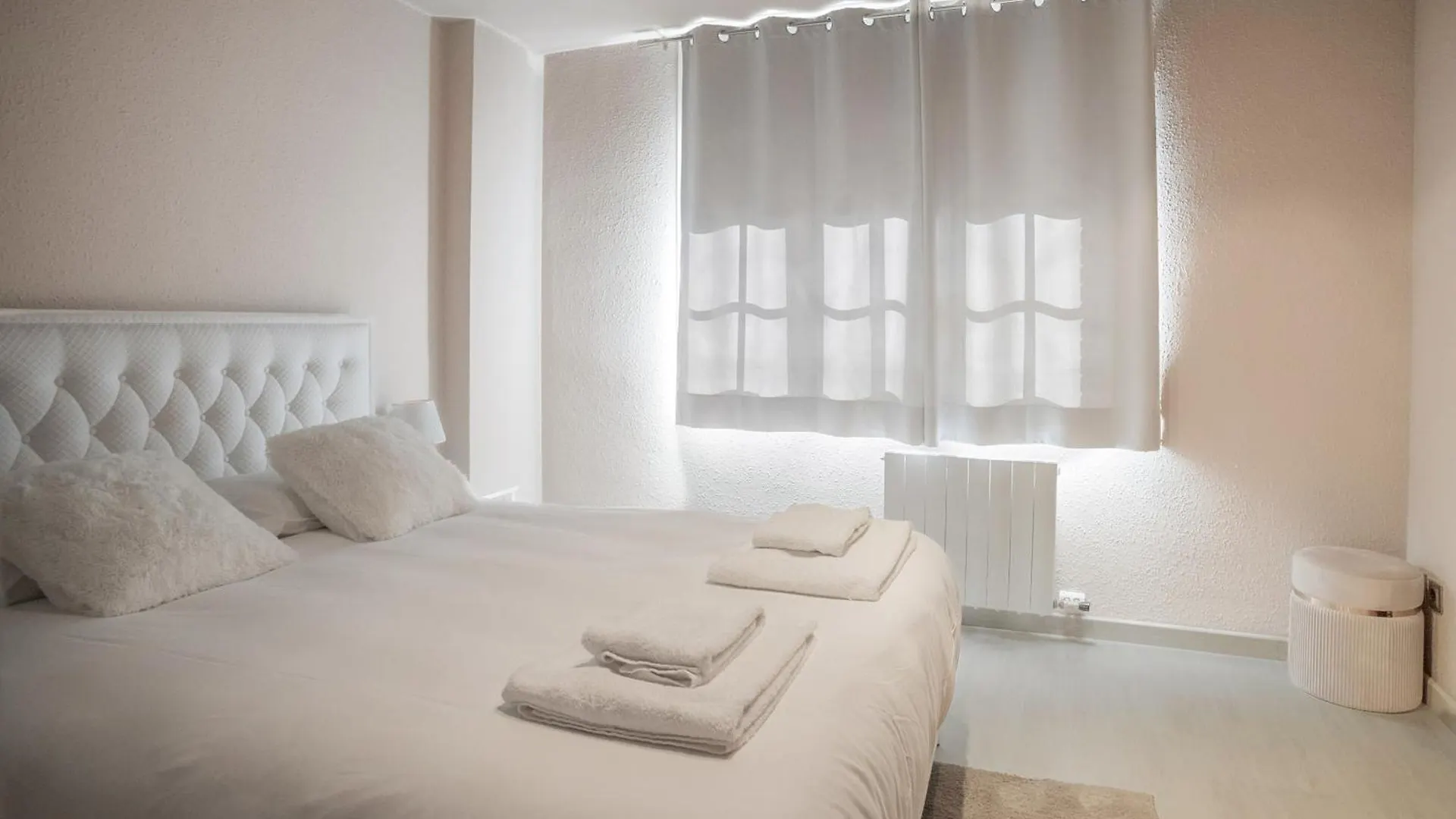Comodidad Y Estilo En Gava Near The Beach 10 Minutes Viladecans 0*,  Spain