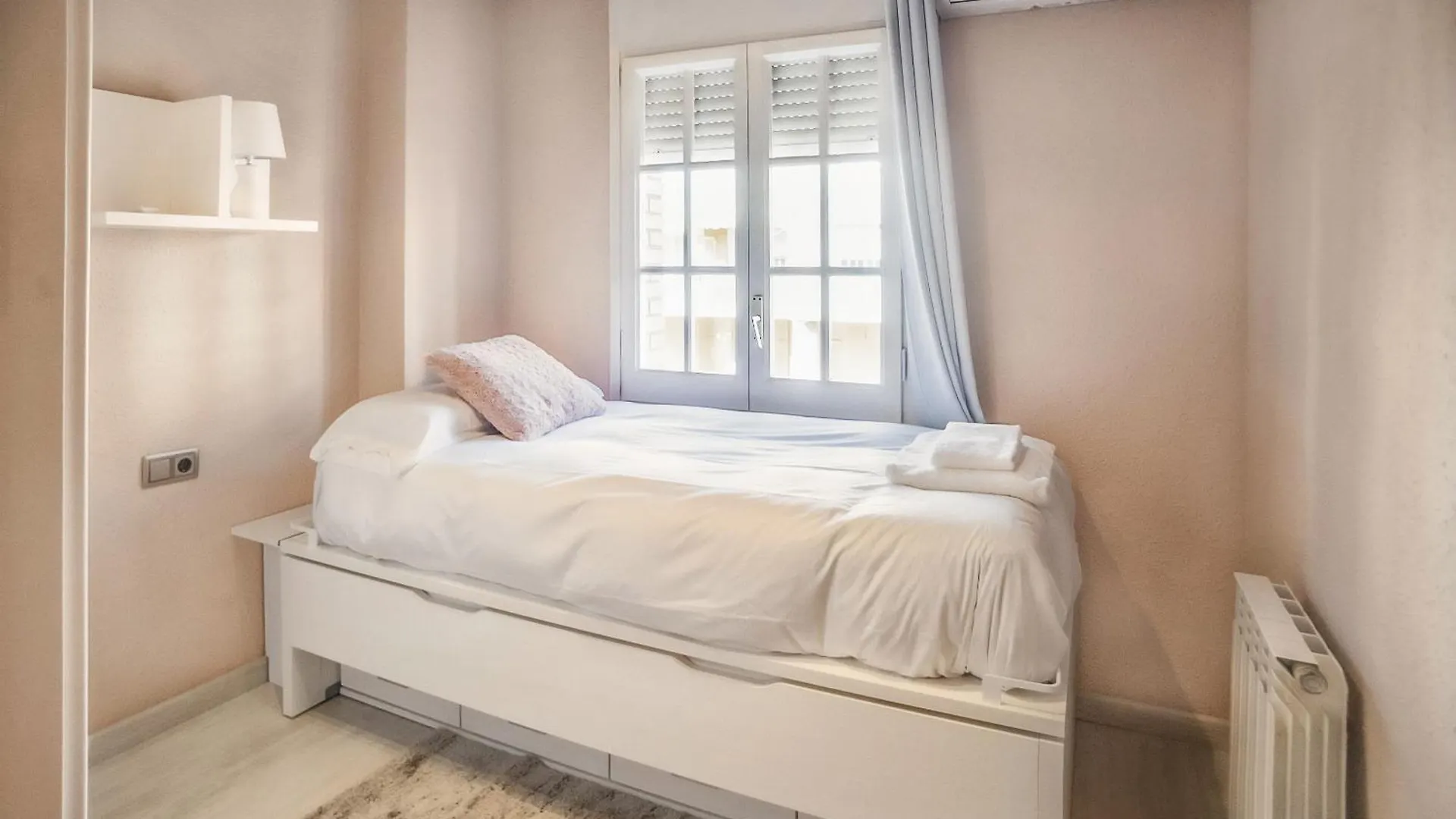 Comodidad Y Estilo En Gava Near The Beach 10 Minutes Viladecans