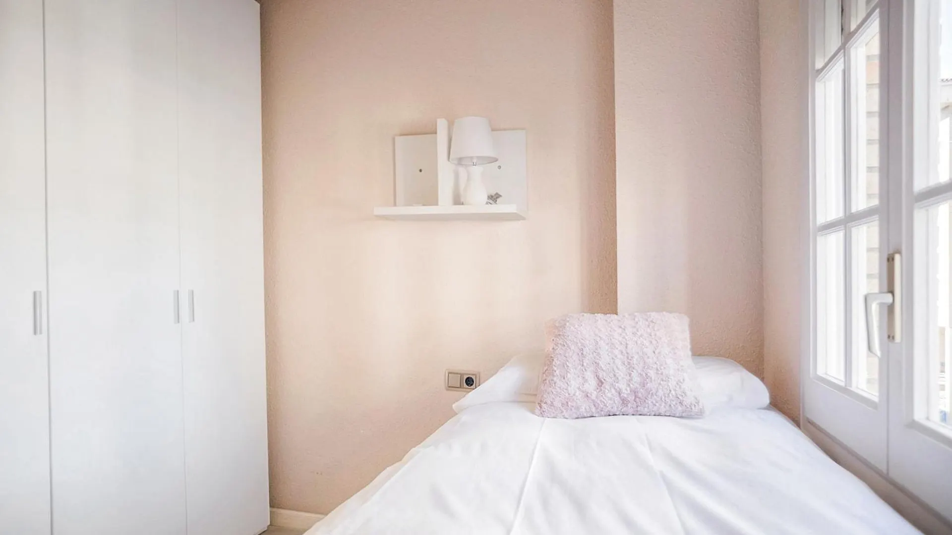 Comodidad Y Estilo En Gava Near The Beach 10 Minutes Viladecans